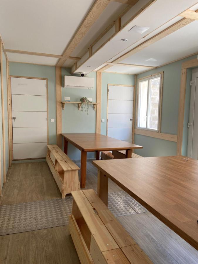 Bohobos Hostel Antibes Bagian luar foto