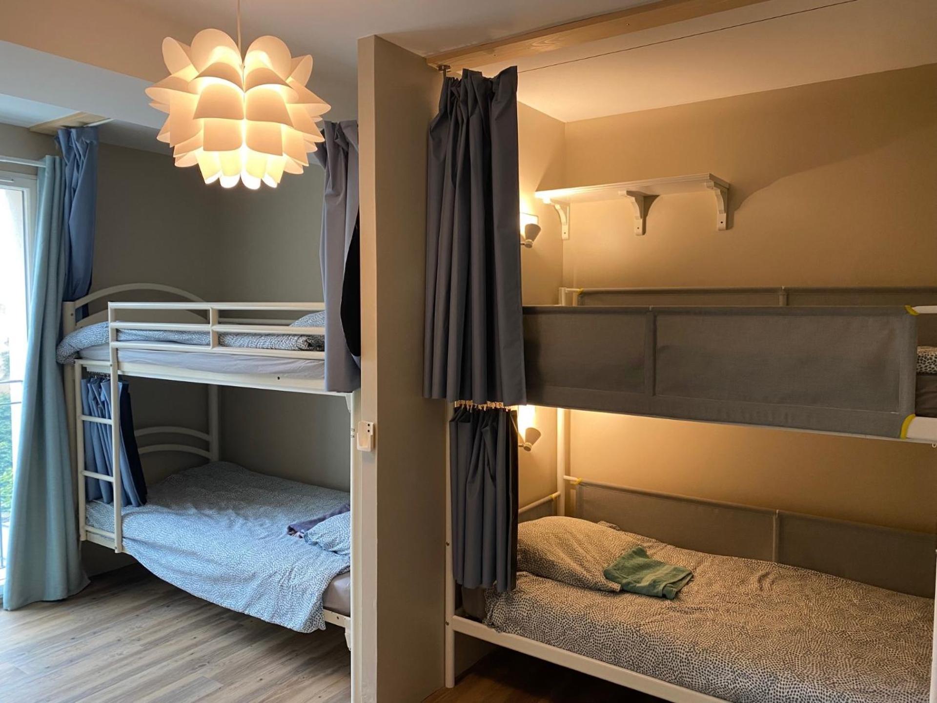 Bohobos Hostel Antibes Bagian luar foto